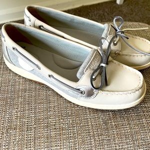 Sperrys size 8.5